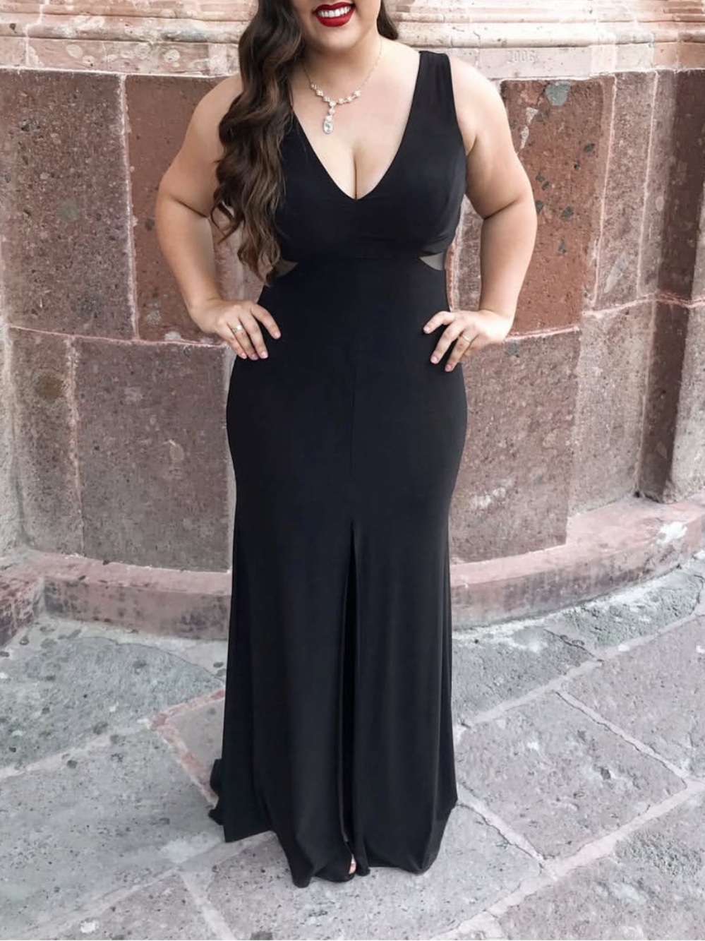 X by Xscape Black Mesh Cutout V Neck Formal Maxi Gown Size 16